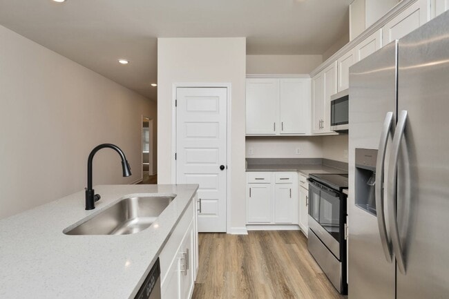 Building Photo - Be the First to Live Here! Stunning New Construction Near Morgan Road