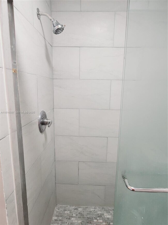 Building Photo - 8000 Fairview Dr