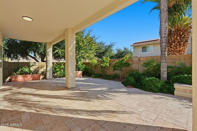 Building Photo - 11415 N 44th St