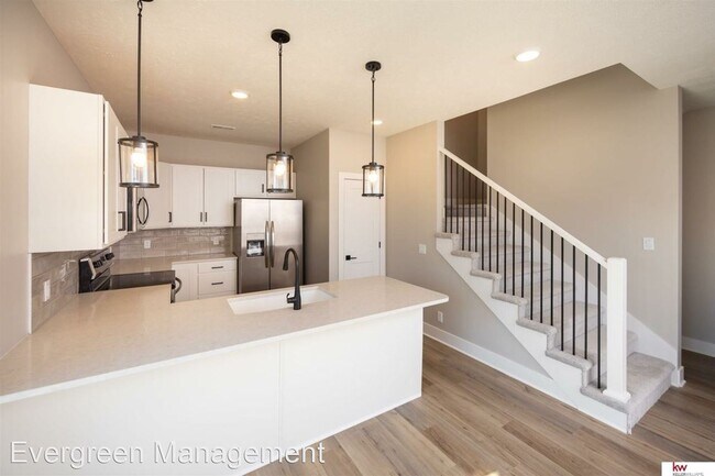 Building Photo - 3 br, 3.5 bath House - 1905 Dahlman Rows Plz.