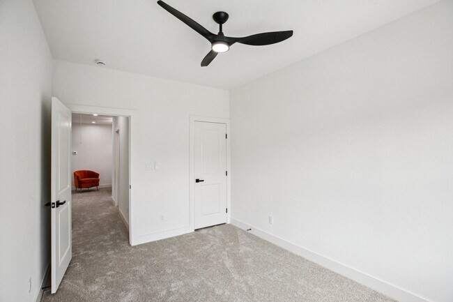 Building Photo - 6809 Conley St