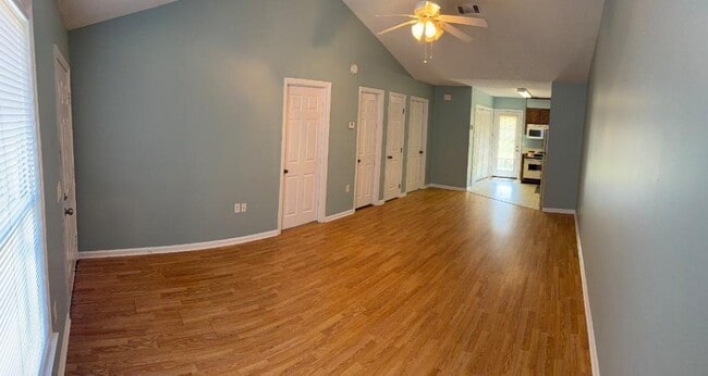Building Photo - 140 Lanier Dr