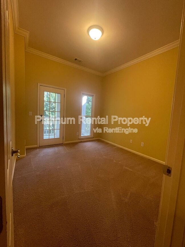 Building Photo - 1460 Wembley Ct NE