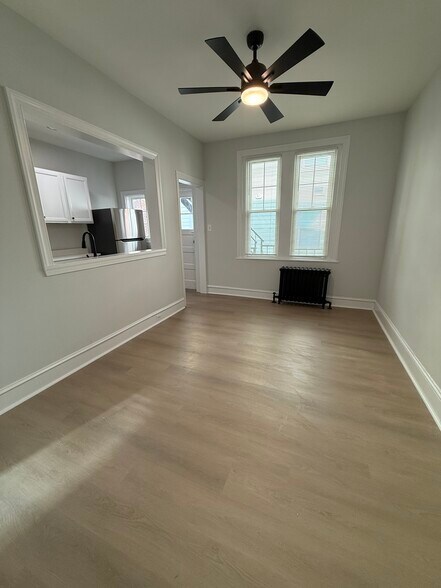 Building Photo - 108 Forrest Ave