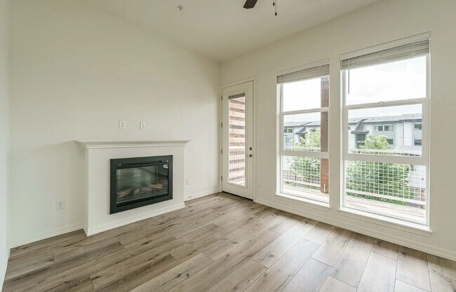 Building Photo - Evergreen Multiplex