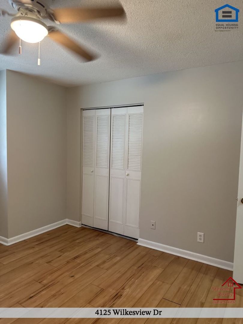 Building Photo - 4125 Wilkesview Dr