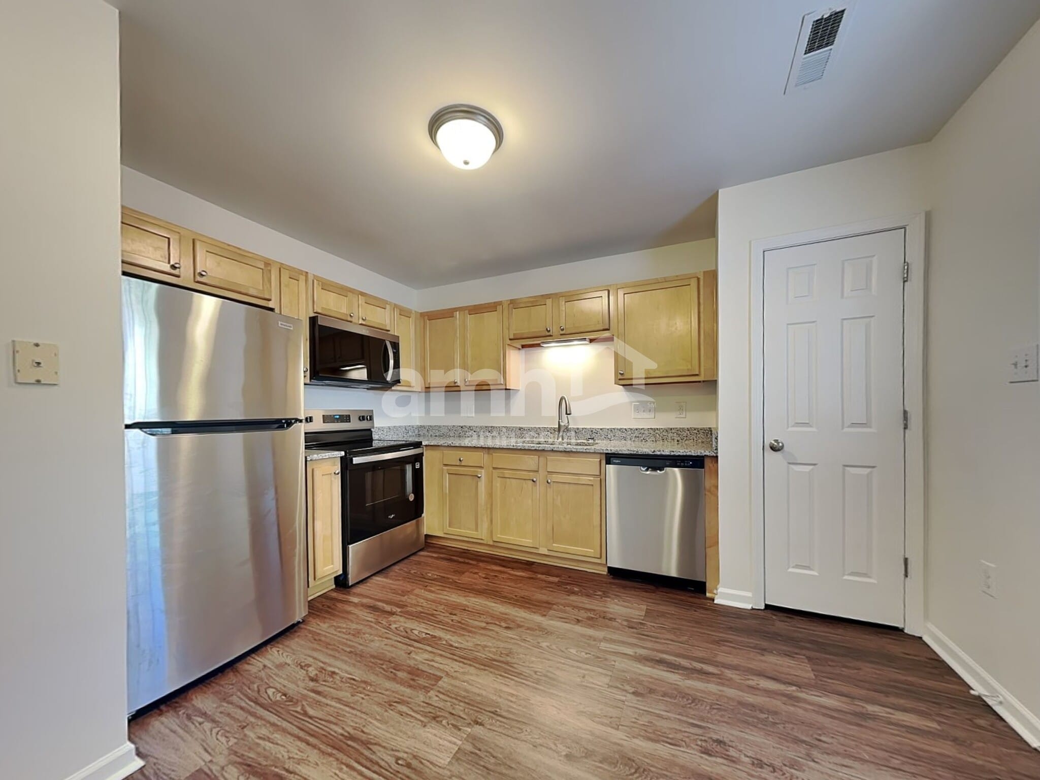 Building Photo - 67 Wolf Creek Ln