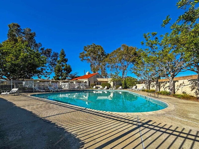Building Photo - 7422 Seastar Dr