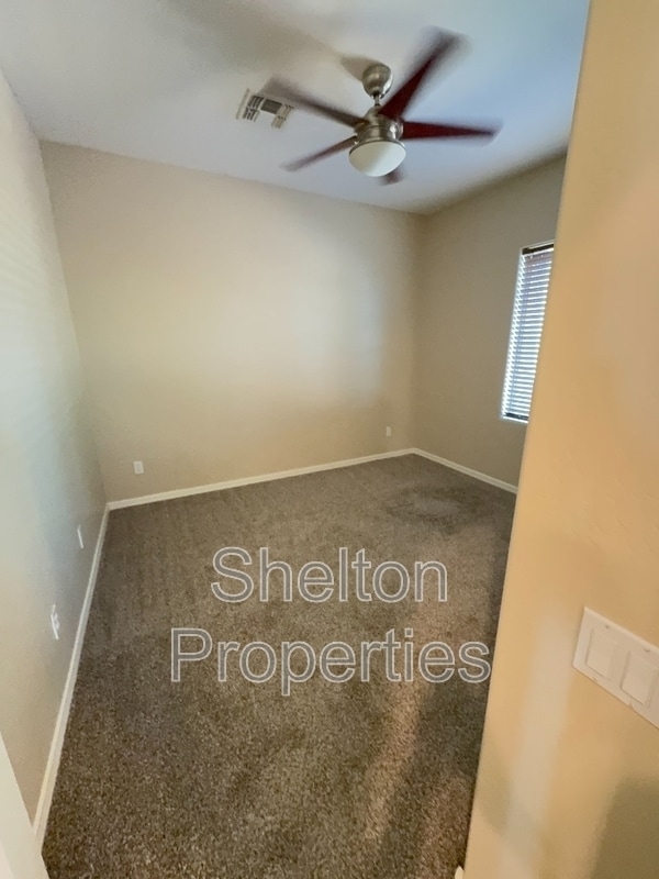 Building Photo - 20877 W Court St