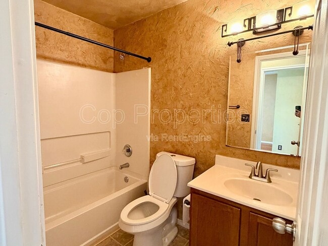 Building Photo - 25526 Gold Yarrow