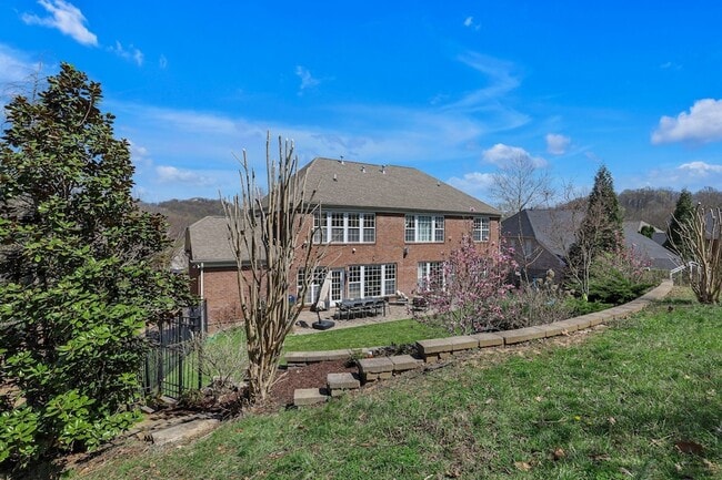 Building Photo - 3005 Coral Bell Ln