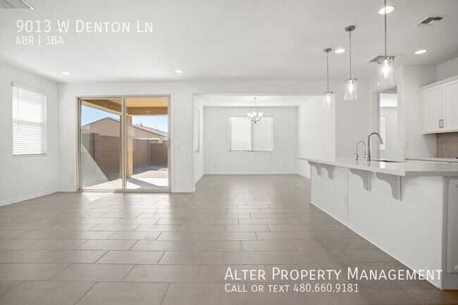 Building Photo - 9013 W Denton Ln