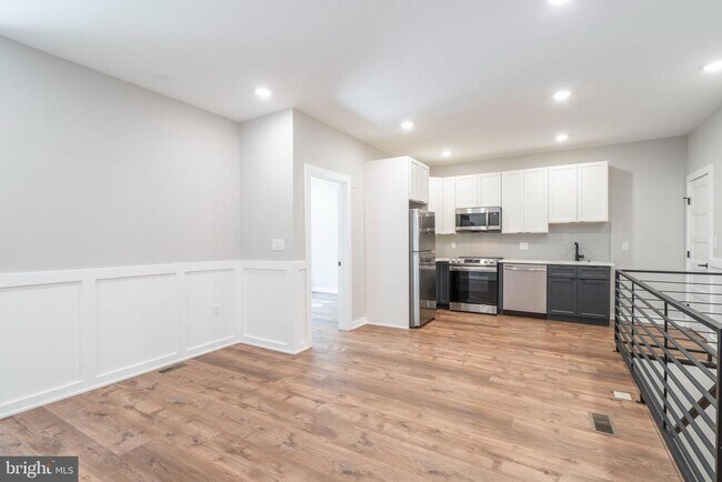 Building Photo - 435 N 35th St