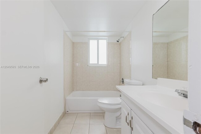 Building Photo - 2020 NW 119th St