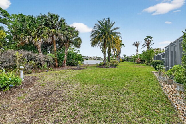 Building Photo - 425 SW Talquin Ln