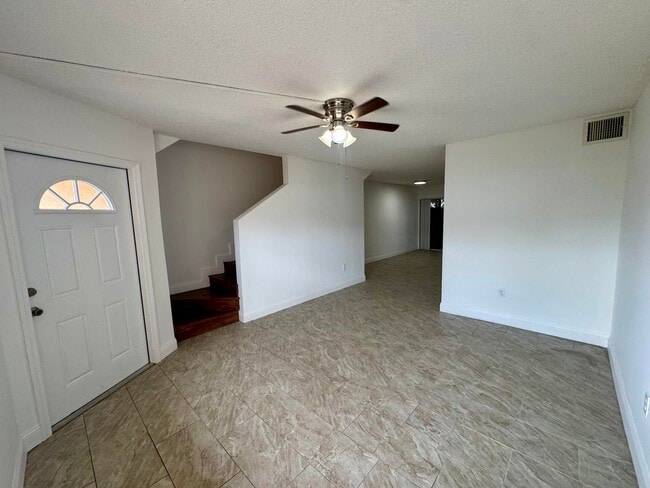 Building Photo - 3662 SW 59th Ave