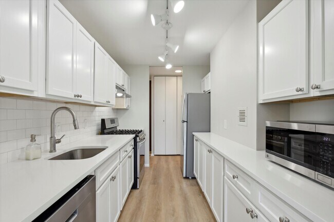 Building Photo - 3600 Conshohocken Ave