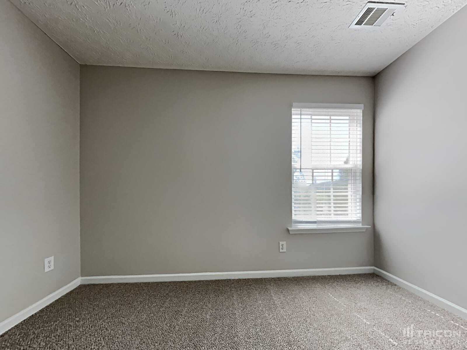 Building Photo - 1217 Andrews Dr