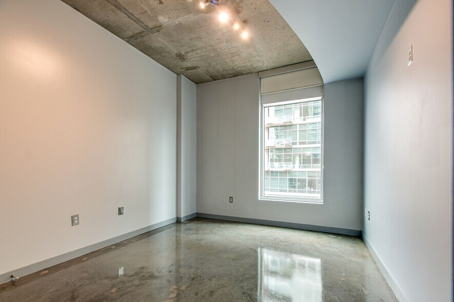 Bedroom - 600 12th Ave S