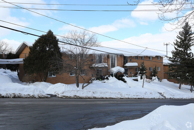 Primary Photo - Dewitt View Apartments