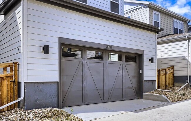 Building Photo - 2691 E 102nd Pl