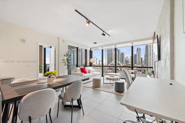 Building Photo - 1600 NE 1st Ave