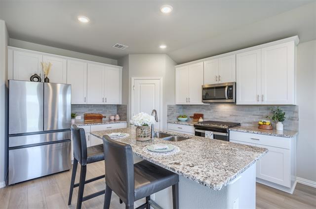 Building Photo - 615 Tribble Dr