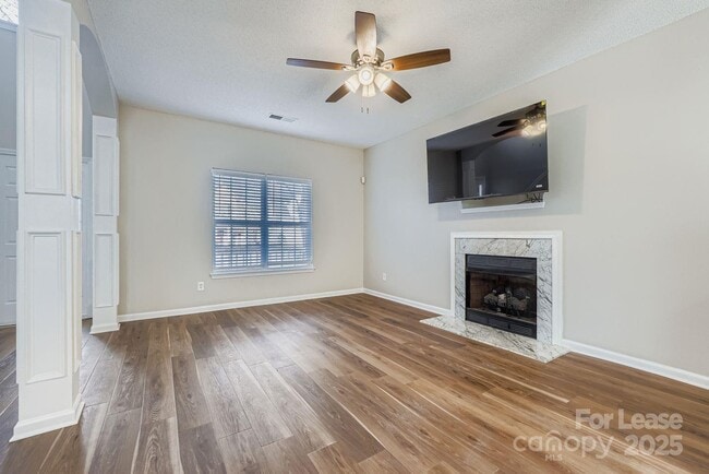 Building Photo - 3538 Joel Turner Dr