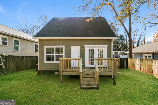 Building Photo - 1011 Parsons St SW