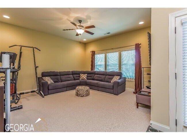 Building Photo - 3124 Turman Cir