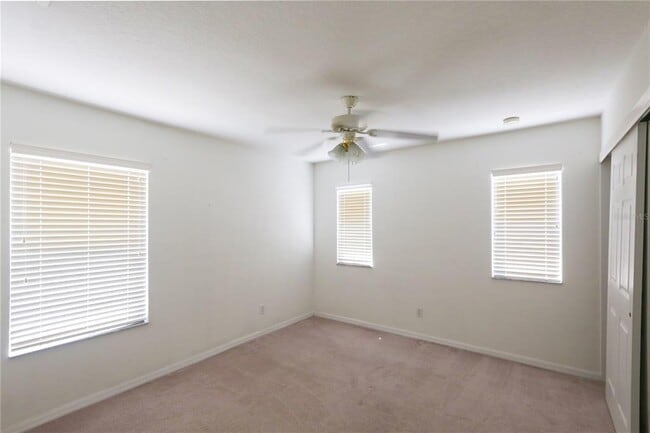 Building Photo - 16801 Sunrise Vista Dr