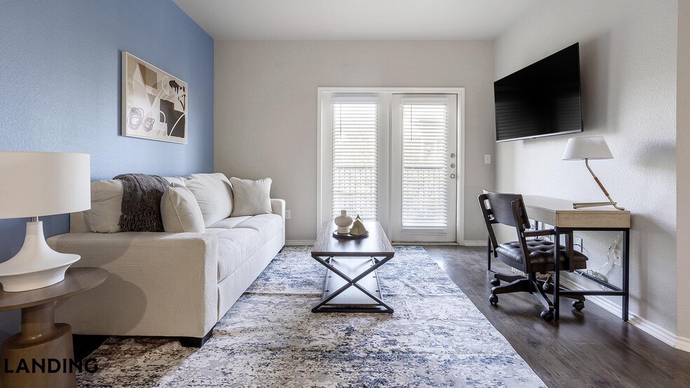 Building Photo - 11139 Culebra Rd