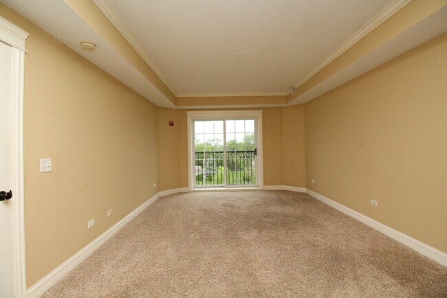Building Photo - 10765 Clocktower Dr