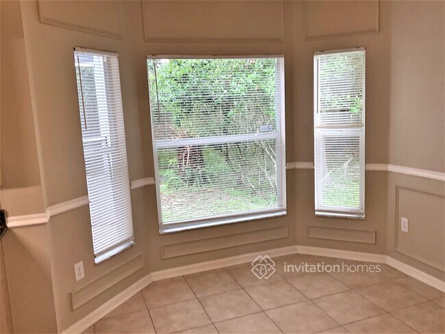 Building Photo - 18221 Sandy Pointe Dr