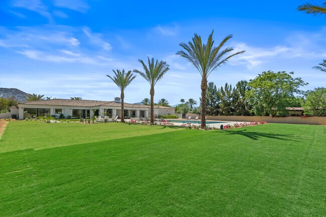 Building Photo - 80805 Vista Bonita Trail