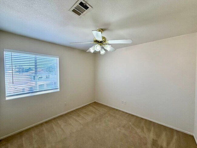 Building Photo - 7932 Seabourn Ct