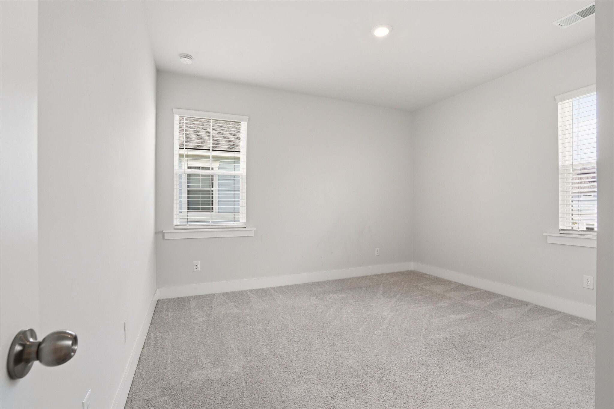 Building Photo - 392 Parish Farms Dr