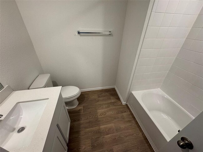 Building Photo - 12114 Pike Bnd