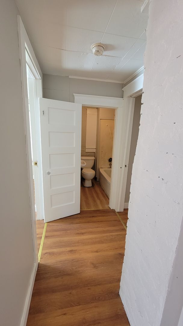 Building Photo - 2 bedroom | 1 bathroom | Entire HOME- Freshly painted!
