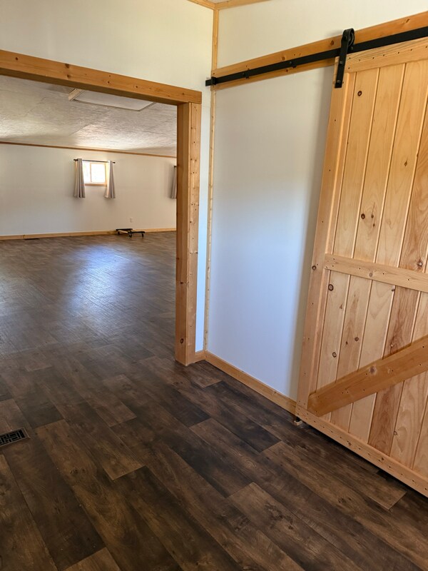 Building Photo - 195 Little River Rd