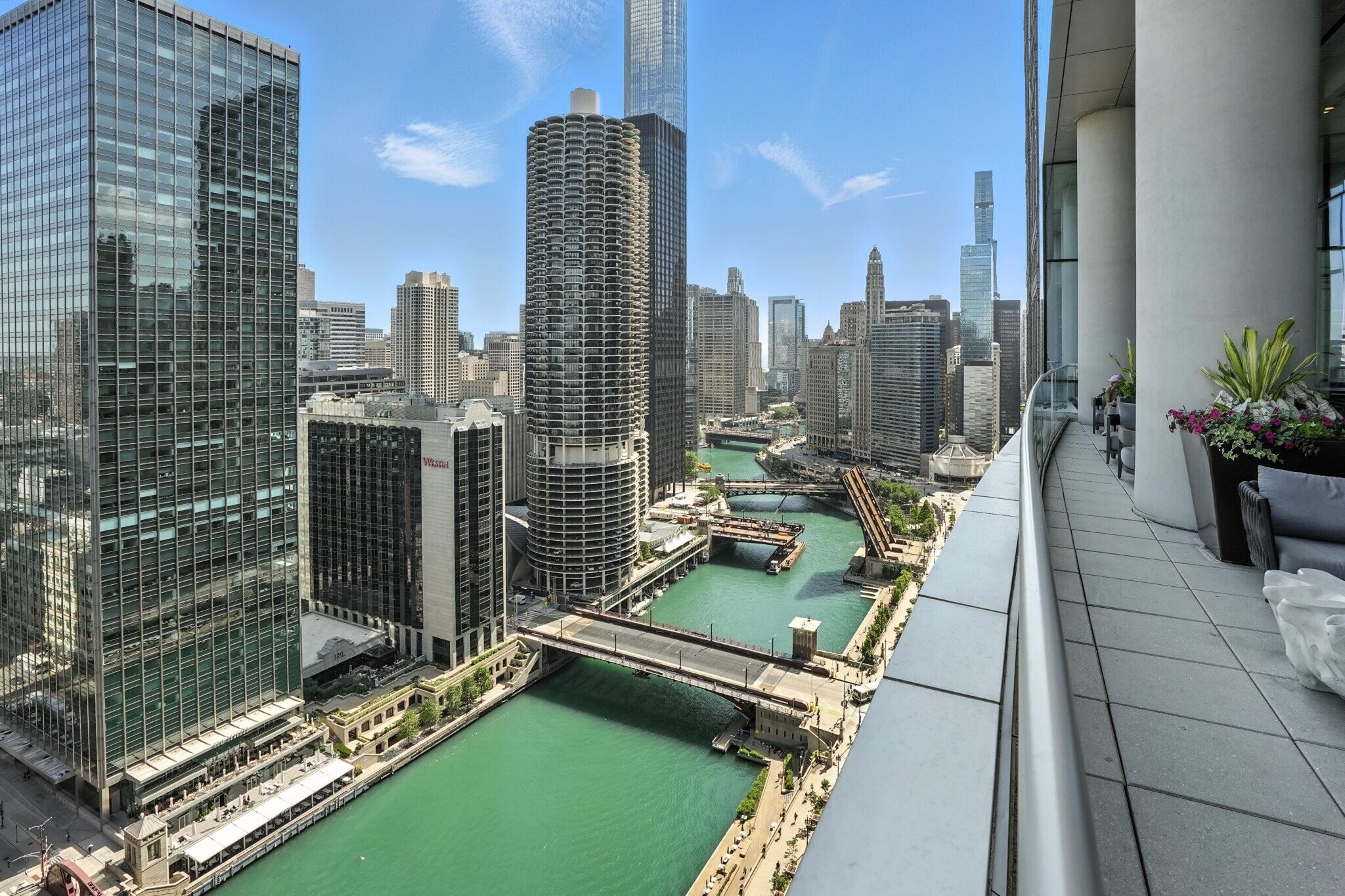 Building Photo - 109 W Wacker Dr