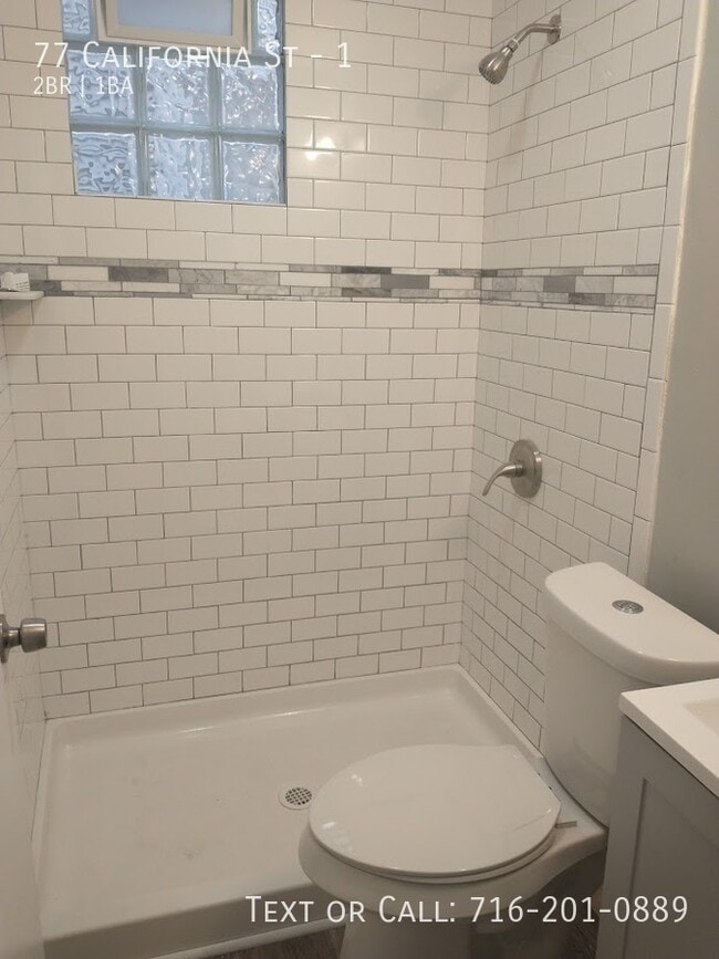 Building Photo - 77 California St