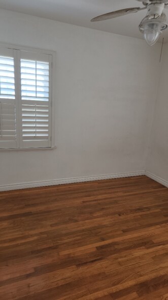 Building Photo - 8037 Regis Way