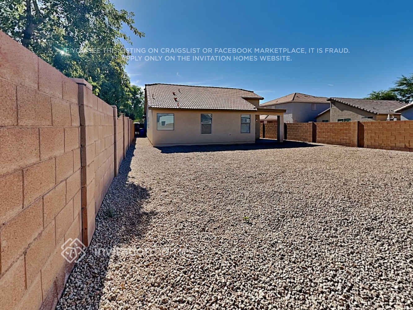 Building Photo - 2628 W Tamarisk Ave