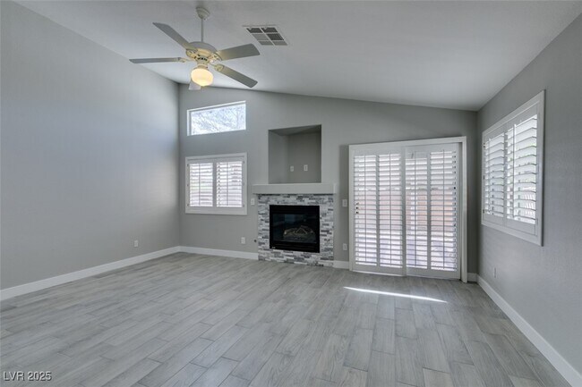 Building Photo - 2744 Summerchase Ln