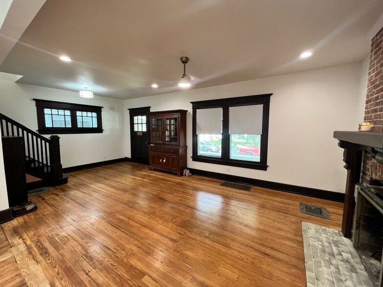 Building Photo - 4114 S 2nd St