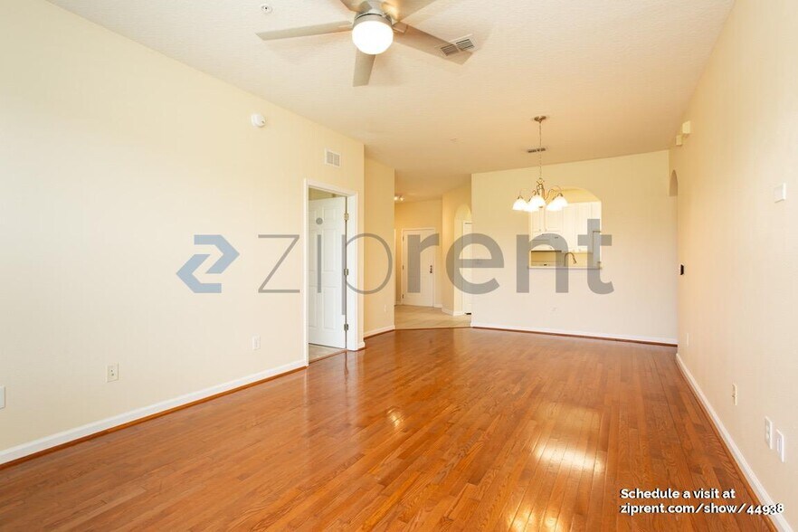 Building Photo - 7801 Point Meadows Dr