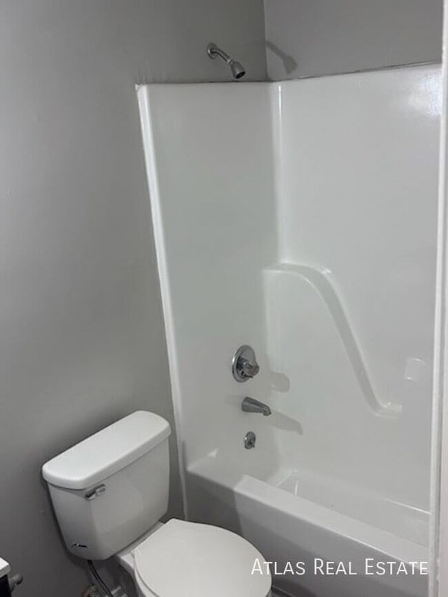 Building Photo - 129 Sir Scott Rd