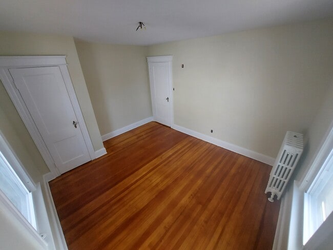 Building Photo - 12 East St