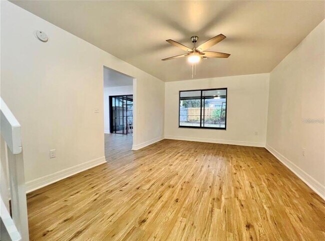 Building Photo - 1336 Bramblewood Dr